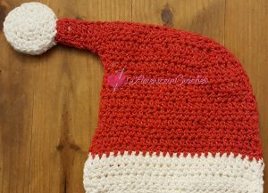 Santa Hat Hotpad | Crochet Pattern | American Crochet @americancrochet.com #crochetpattern