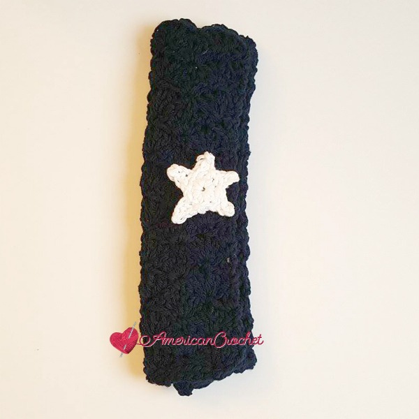 Picnic Pocket Napkin | Free Crochet Pattern | American Crochet @americancrochet.com #freecrochetpattern