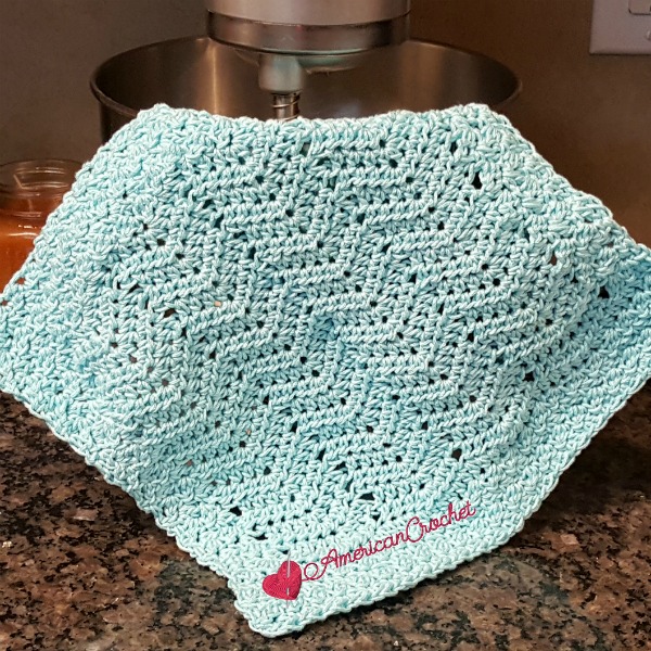 ZigZag Dishcloth | Free Crochet Pattern | American Crochet @americancrochet.com #freecrochetpattern